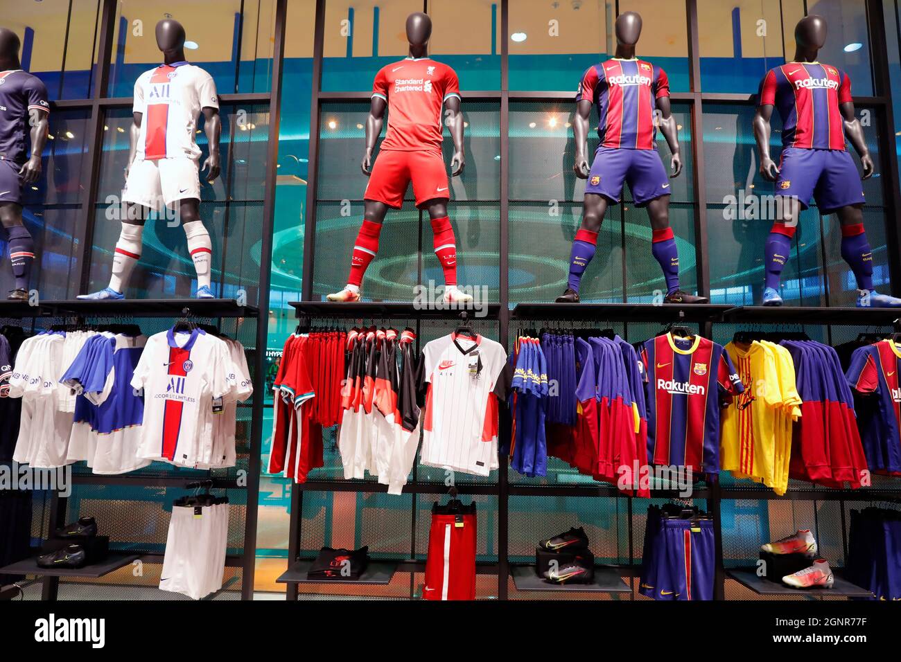 Dubai Mall, the largest shopping mall in the world with 1200 shops