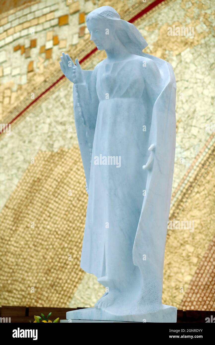 Basilica of the Holy Trinity. Virgin Mary (Immaculate Heart of Mary) statue. Fatima. Portugal