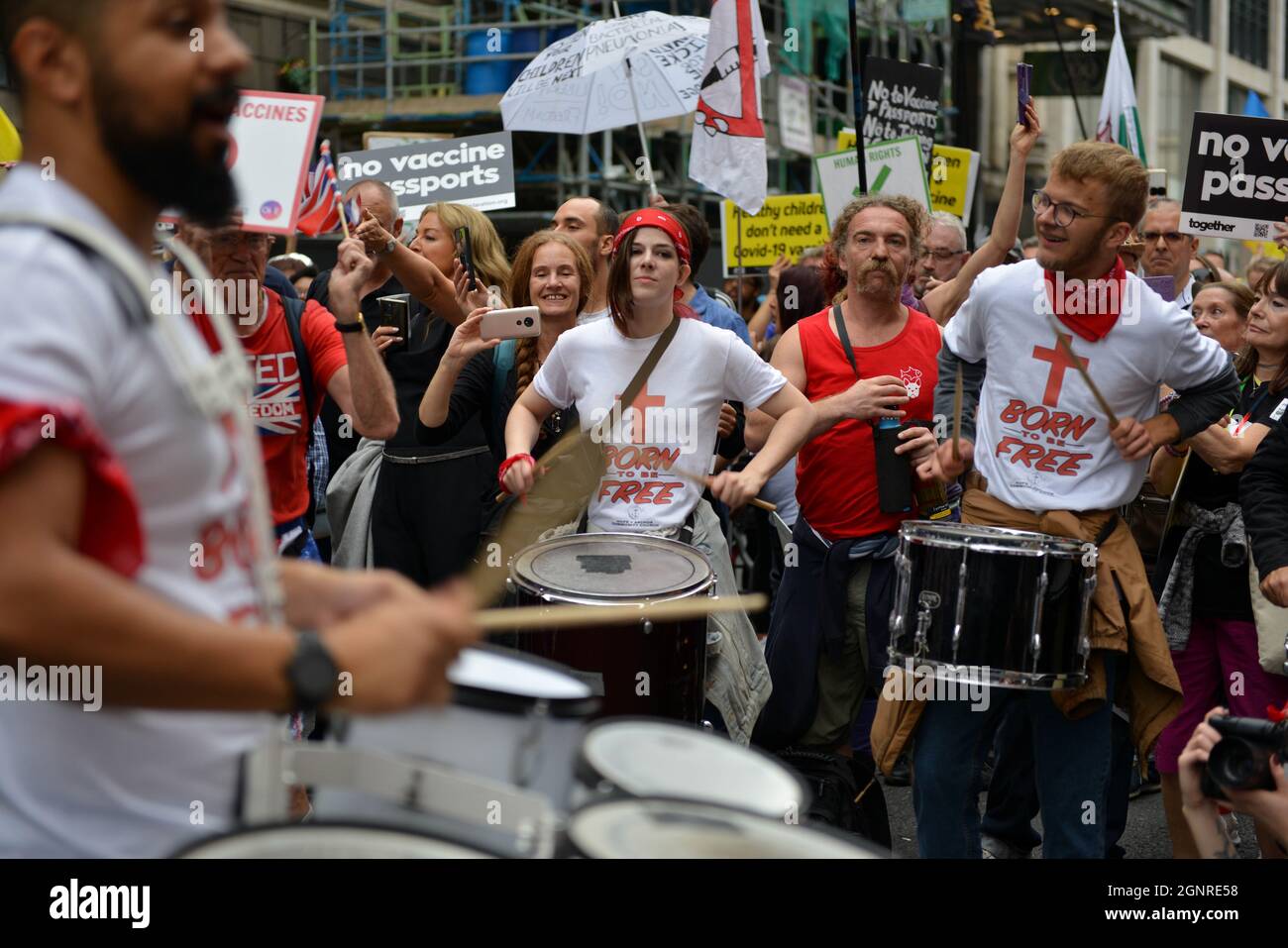 Marching rally hi-res stock photography and images - Alamy