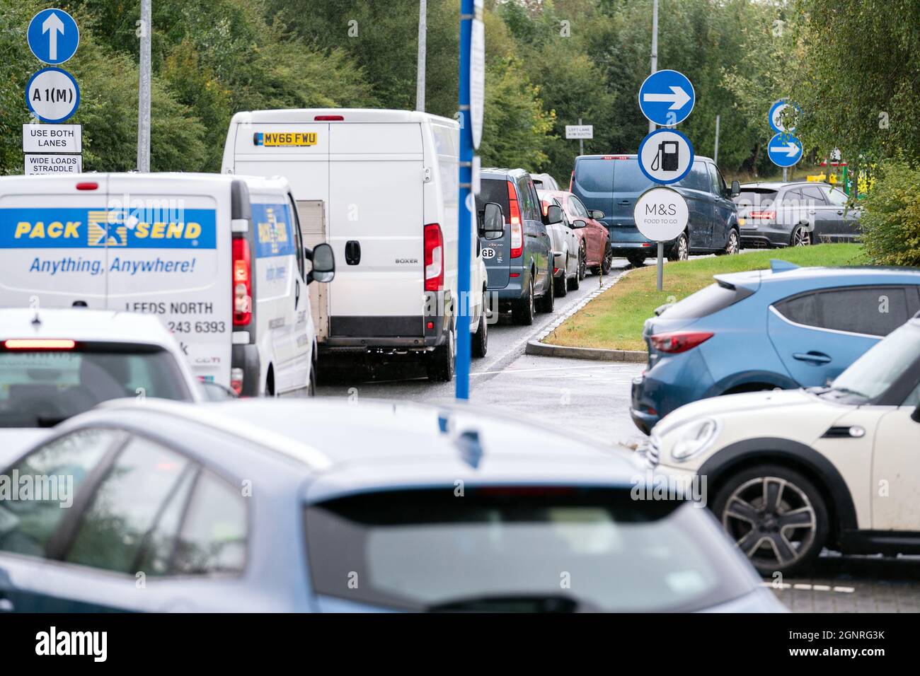 Bp service station hires stock photography and images Alamy