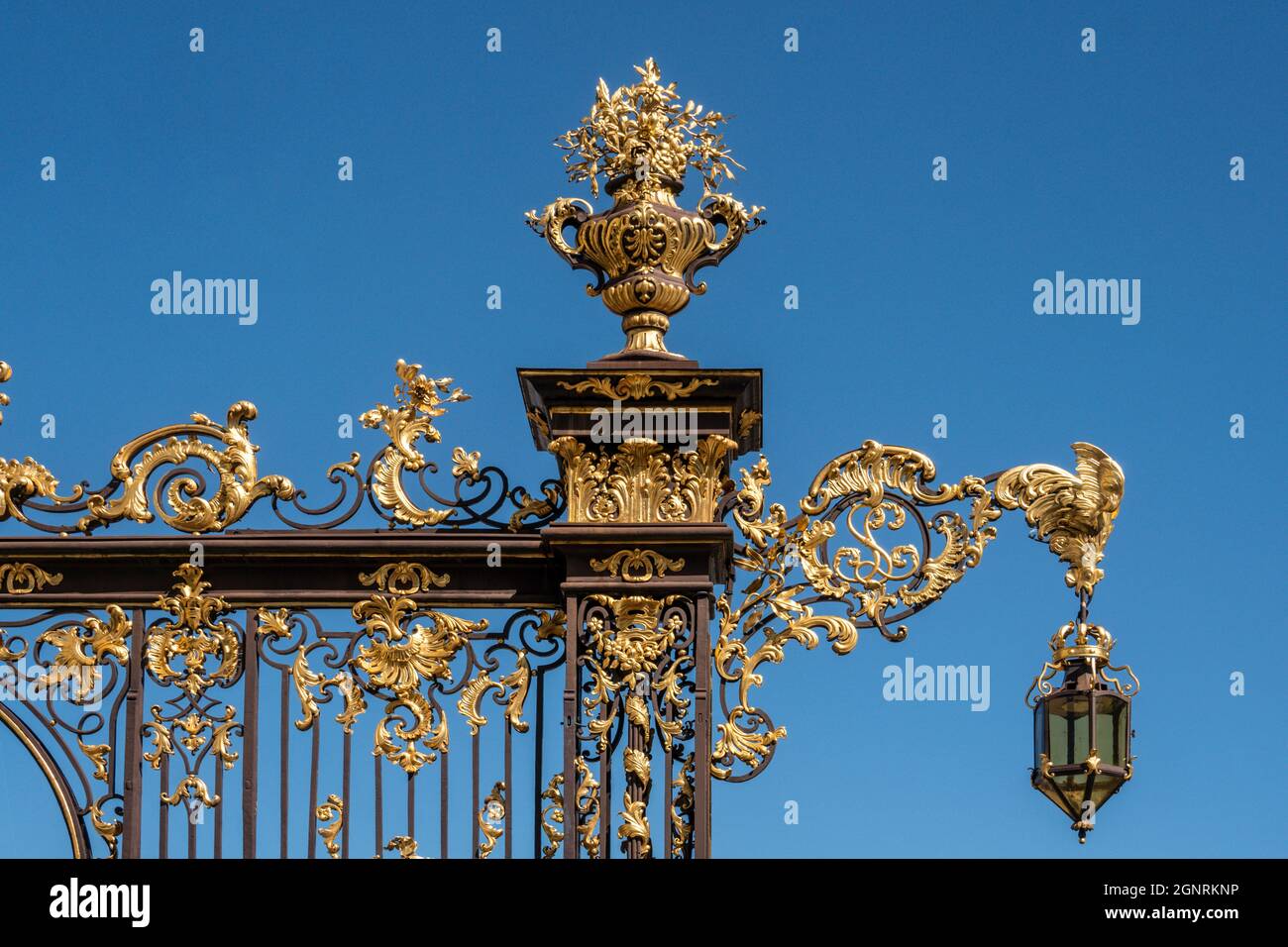Place Stanislas, Goldenes Tor, Laterne, Detail Nancy, Lothringen, Frankreich, Europa Stock Photo