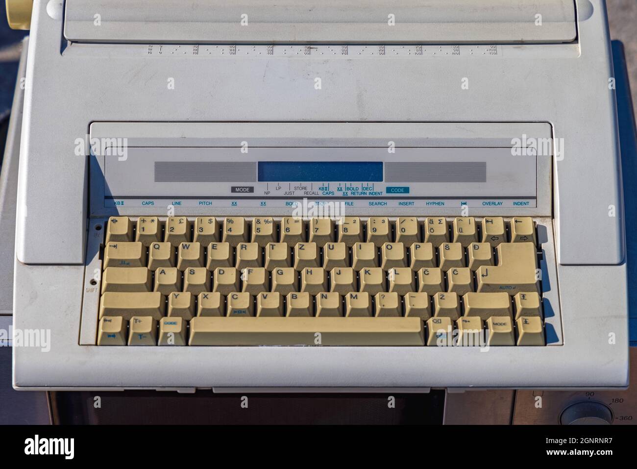 Electronic Typewriter Machine Keyboard With Display Office Equipment