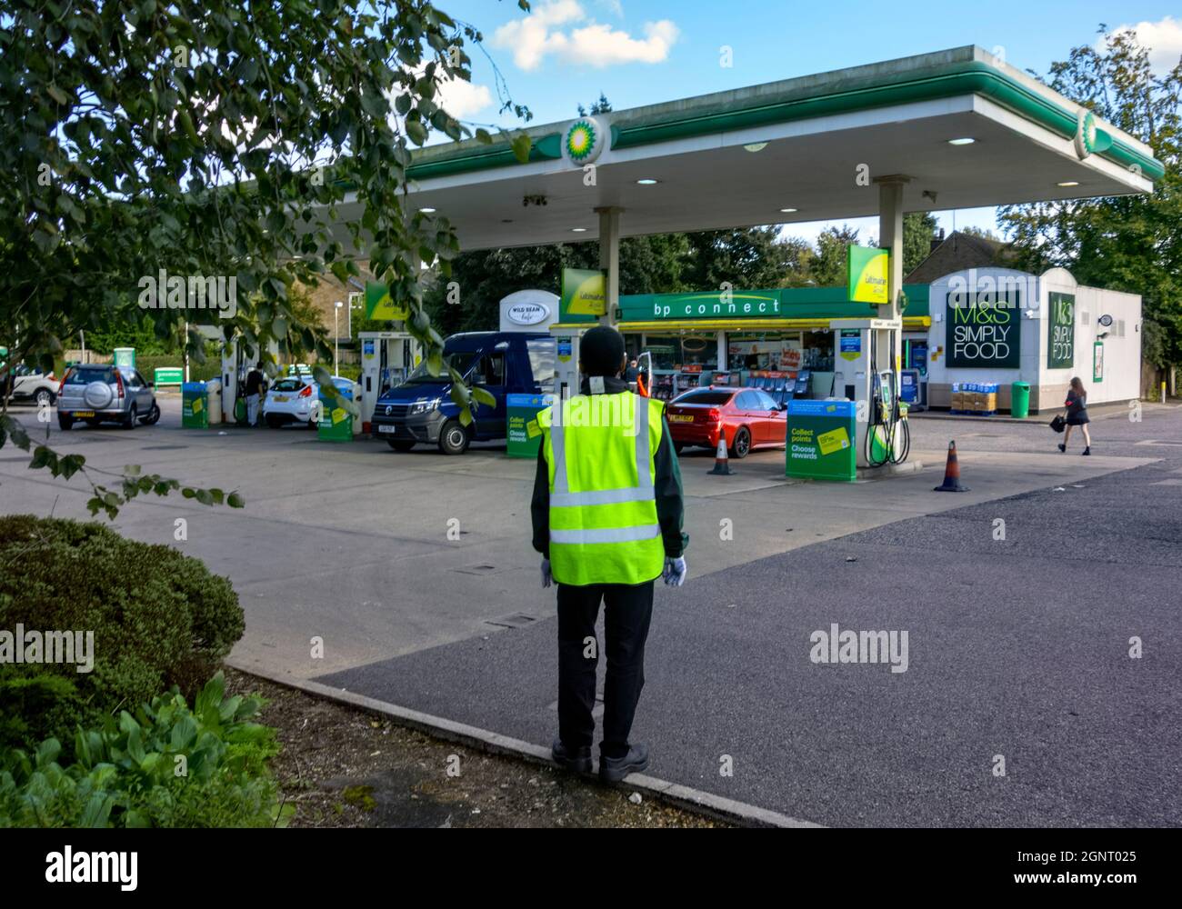 Bp petrol station watling street st albans hi-res stock photography and  images - Alamy