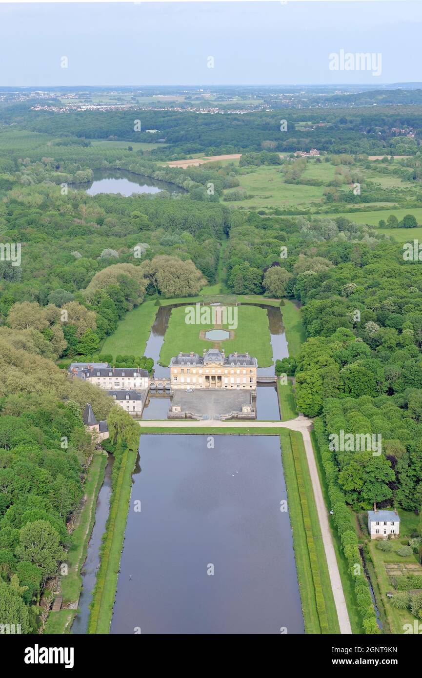 France, Essonne (91), Val-saint-germain, château du Marais (vue aérienne) // France, Essonne (91), Val-saint-germain, Castle of Marais (aerial view) Stock Photo