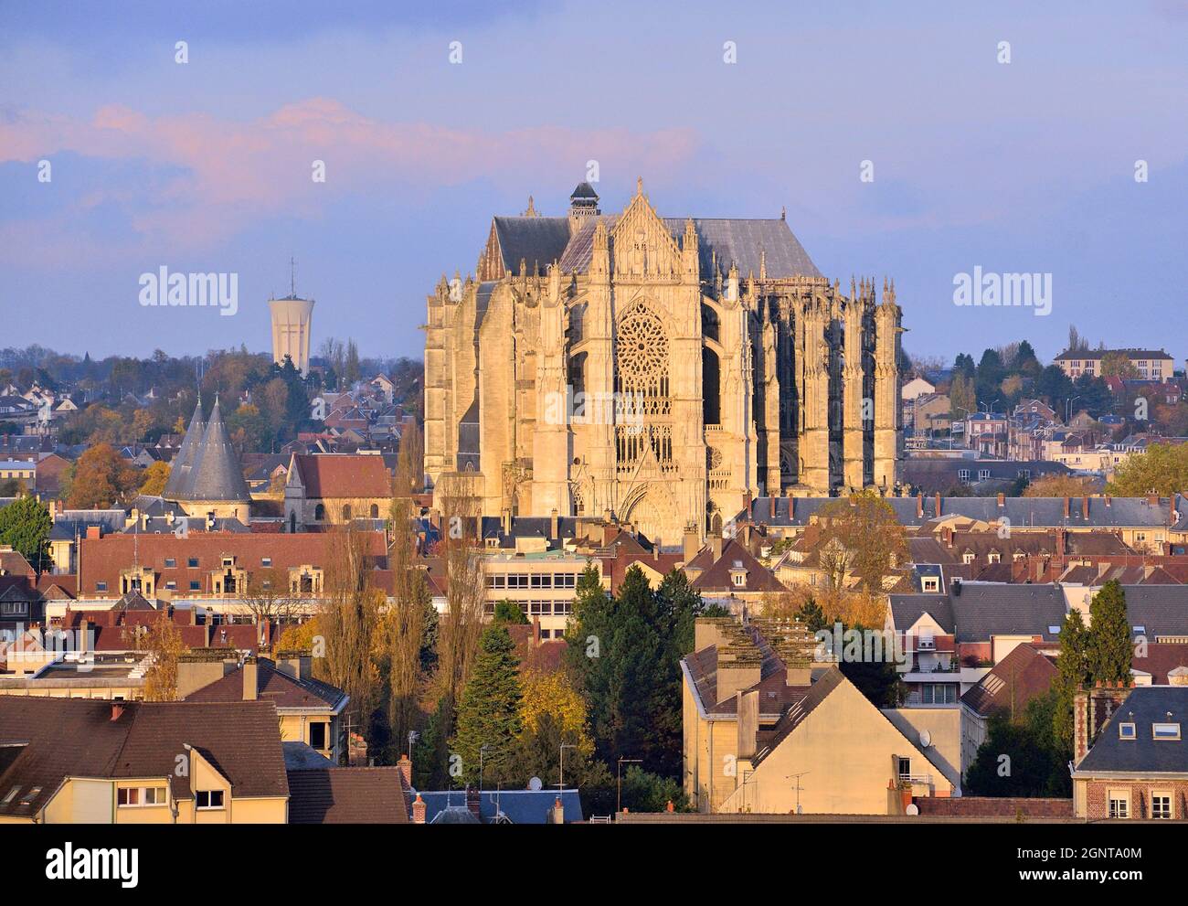 France, Oise (60), Beauvais, la cathédrale Saint-Pierre de Beauvais construite entre le XIIIe et le XVIe siècle possède le plus haut coeur au monde (4 Stock Photo
