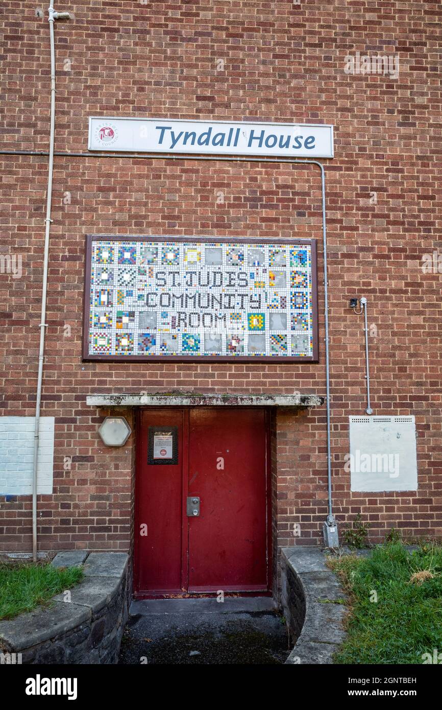 Entrance to Tyndall House, St Judes, Bristol. Sept 21 Stock Photo Alamy