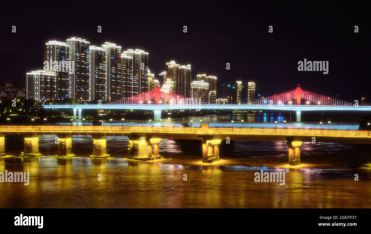 Illuminated suspension bridge hi-res stock photography and images - Alamy