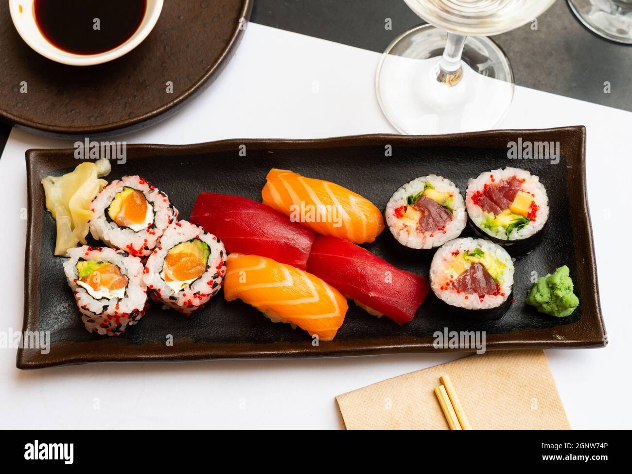 Suchi main image 1