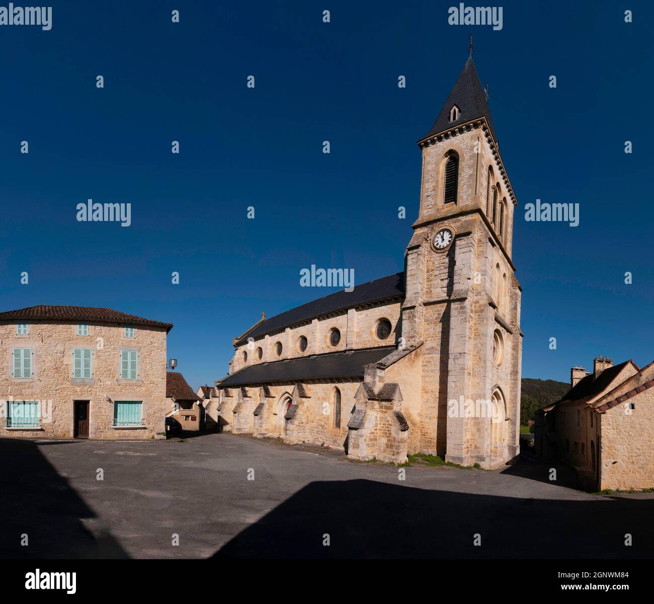 Eglise Saint-Germain-l'Auxerroi, Saint-Germain-du-Bel-Air, Lot department, France Stock Photo