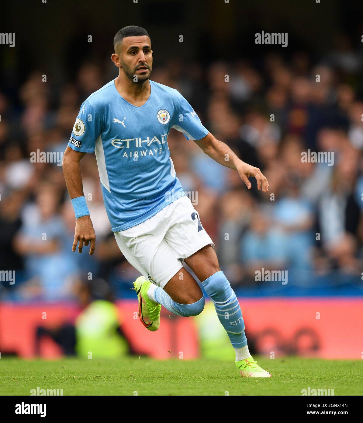 25 September 2021 - Chelsea v Manchester City  - The Premier League - Stamford Bridge  Riyad Mahrez during the Premier League match at Stamford Bridge Stock Photo