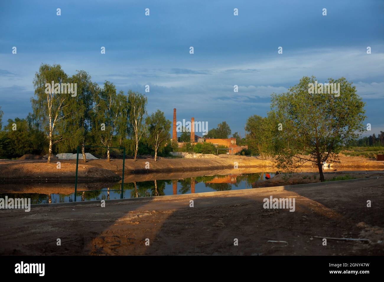 Digging A Pond High Resolution Stock Photography and Images - Alamy