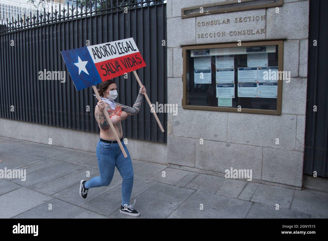 Madrid, Spain. 28th Sep, 2021. A FEMEN Activists arrives at the protest for abortion rights in Texas, USA at the doors of the Ameri embassy (Photo by Fer Capdepon Arroyo/Pacific Press) Credit: Pacific Press Media Production Corp./Alamy Live News Stock Photo