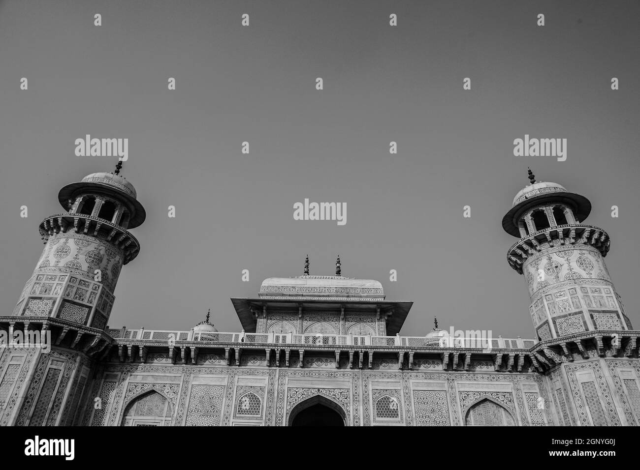 Akbar grave Black and White Stock Photos & Images - Alamy