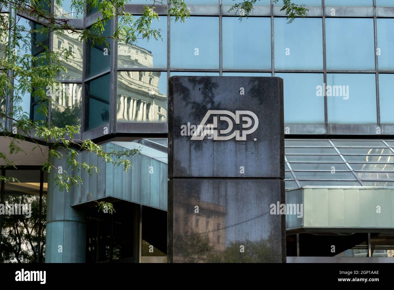 Adp canada hi-res stock photography and images - Alamy
