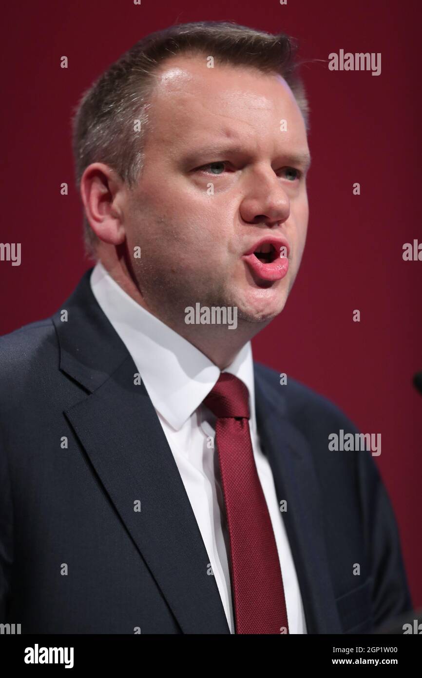 NICK THOMASSYMONDS, 2021 Stock Photo Alamy