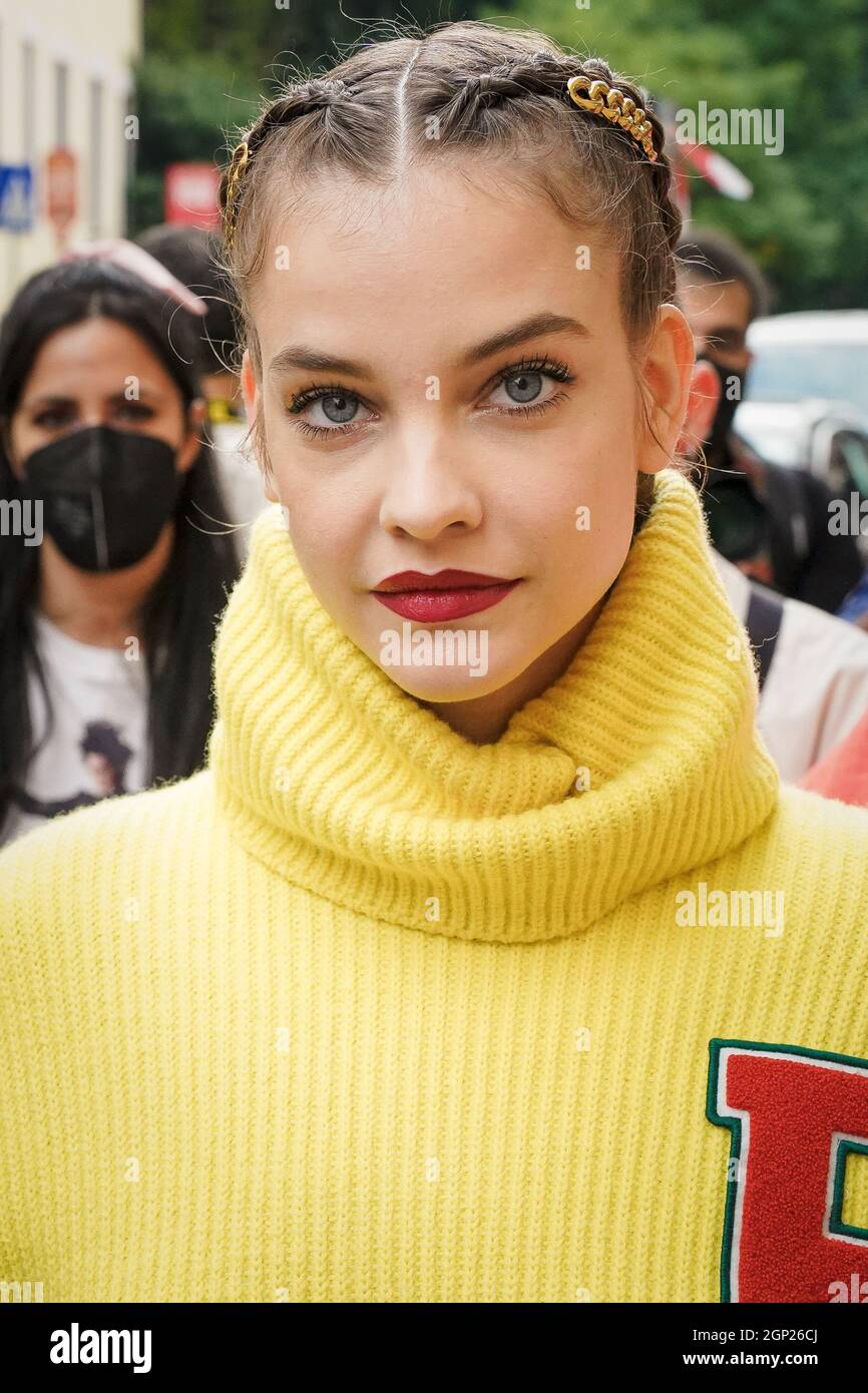 Hungarian model Barbara Palvin guest at Giorgio Armani fashion show on the  fourth day of Milan Fashion Week Women's Spring Summer 2022. Milan (Italy),  September 25th, 2021 (Photo by Marco Piraccini/Mondadori Portfolio/Sipa