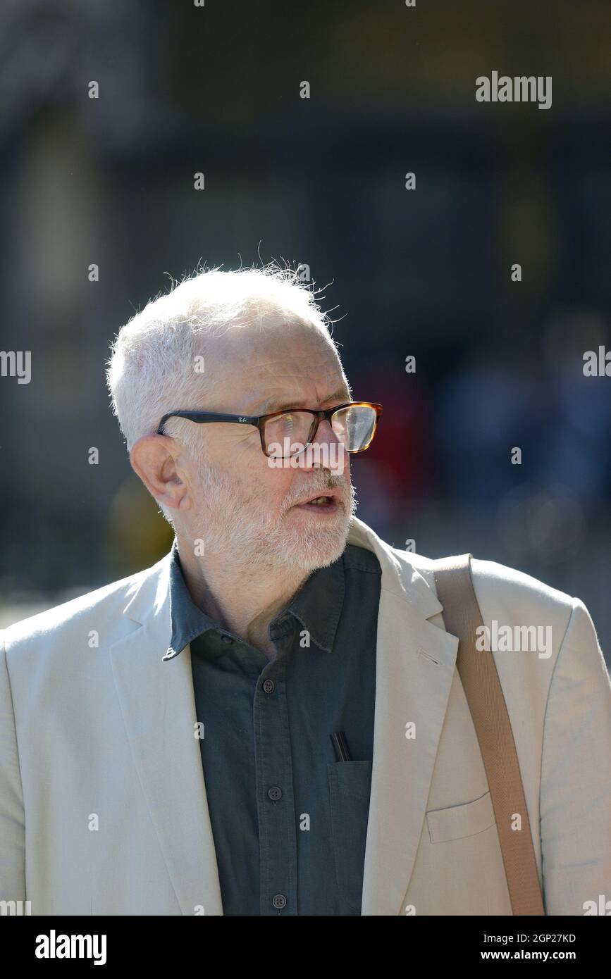 Jeremy Corbyn MP at Fridays for Future environmental protest in Parliament Square, Sept 2021 Stock Photo