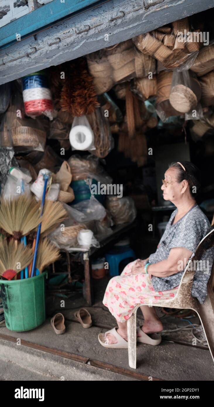 Old lady sitting in chair hi-res stock photography and images - Alamy