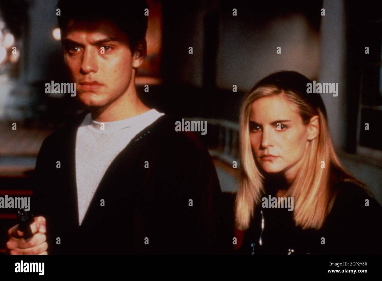 EXISTENZ, from left: Jude Law, Jennifer Jason Leigh, 1999. © Dimension ...