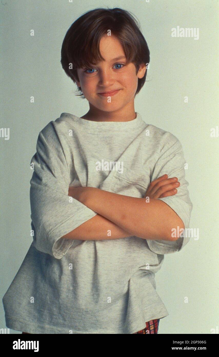 FOREVER YOUNG, Elijah Wood, 1992. © Warner Bros. / courtesy Everett  Collection Stock Photo - Alamy