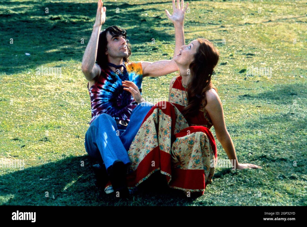 IN THE NAME OF THE FATHER, from left Daniel DayLewis, Saffron Burrows