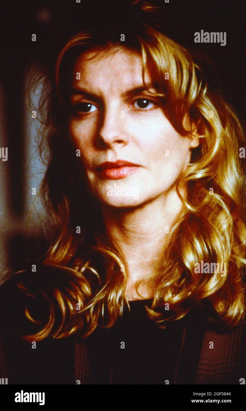 RANSOM Rene Russo 1996 ph: © Buena Vista/courtesy Everett Collection RANSOM Rene Russo 1996 ph: © Buena Vista/courtesy Everett Collection