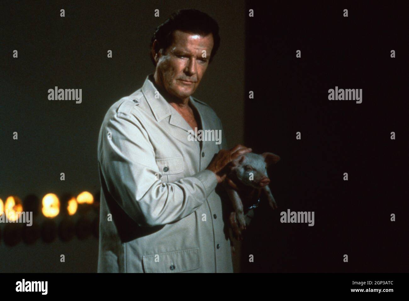 SPICE WORLD, Roger Moore, 1997. © Columbia Pictures / courtesy Everett