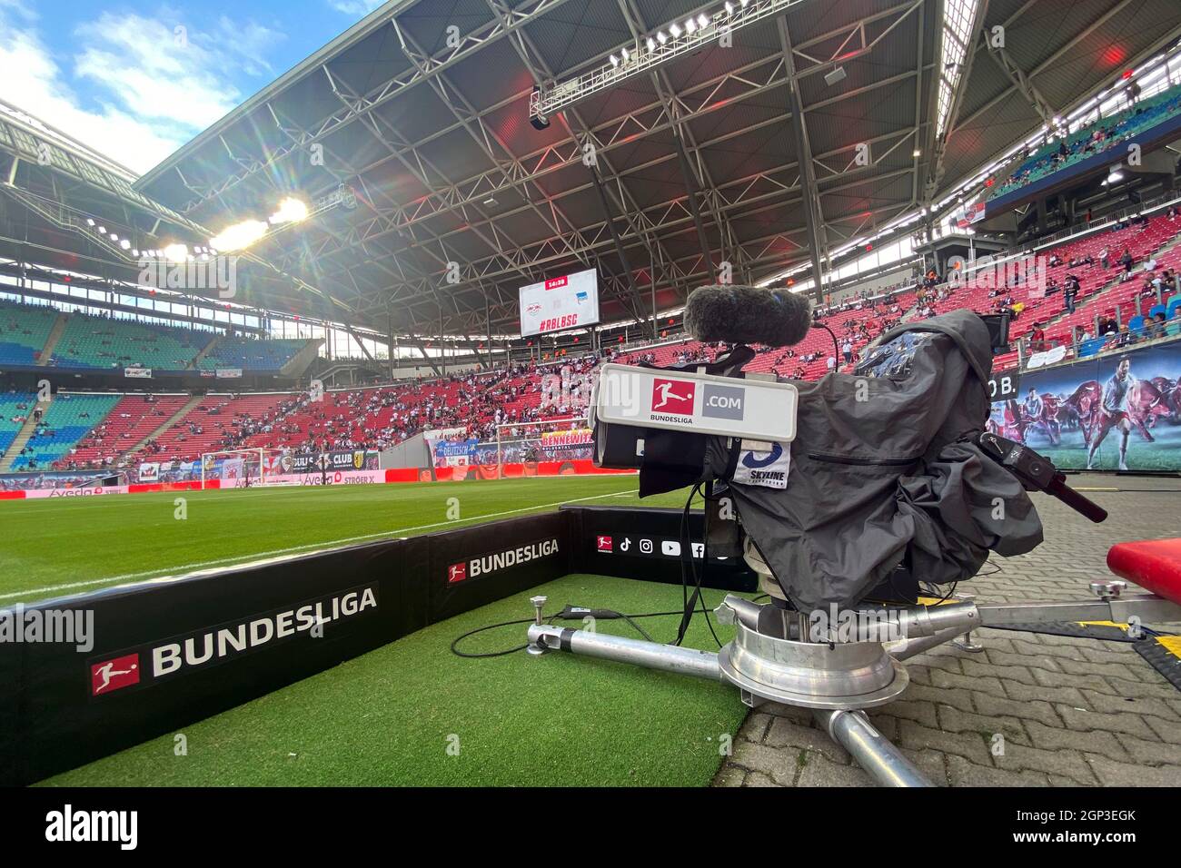 Sportcast High Resolution Stock Photography and Images - Alamy