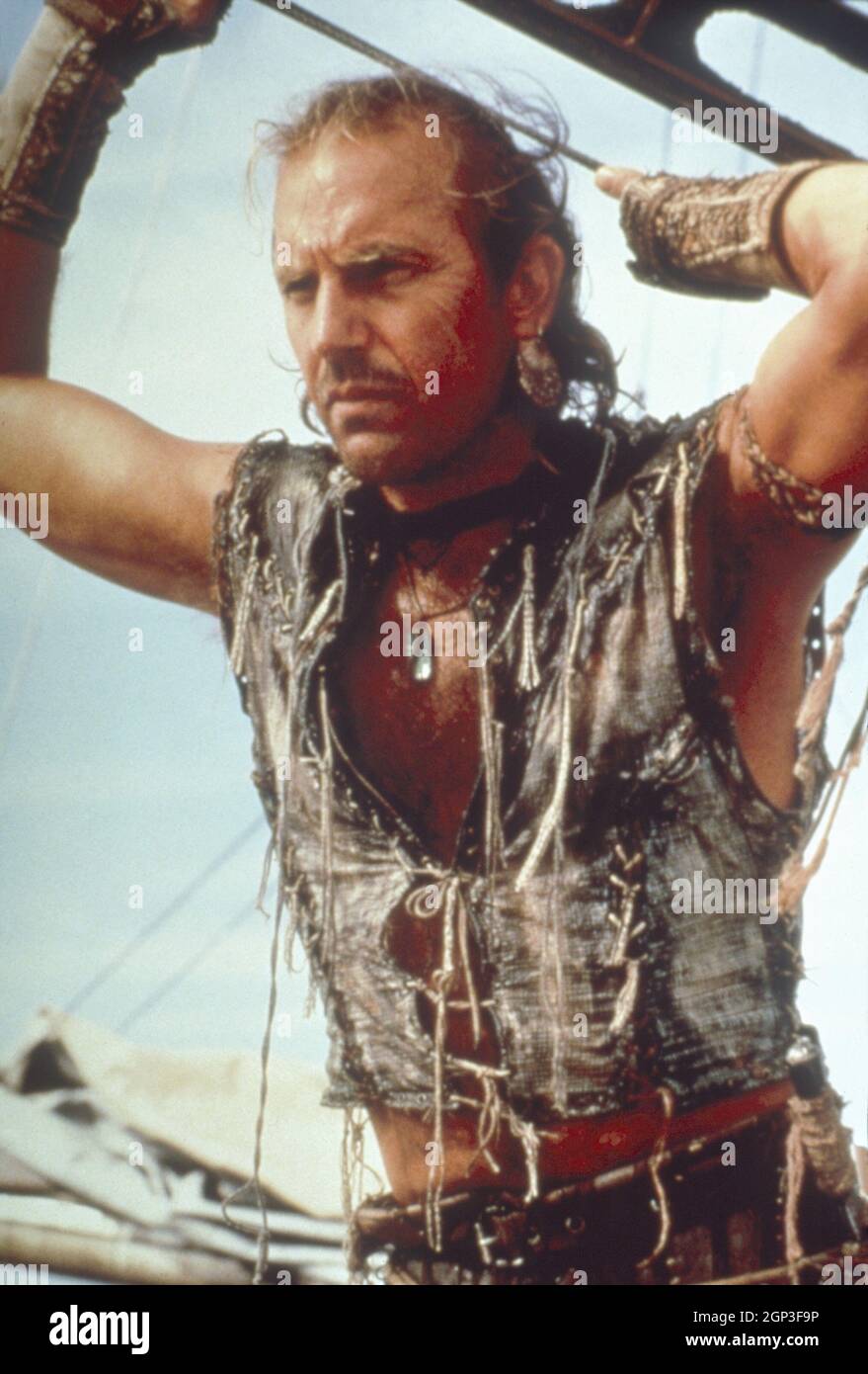 WATERWORLD, Kevin Costner, 1995. ph © Universal Pictures / courtesy Everett Collection Stock