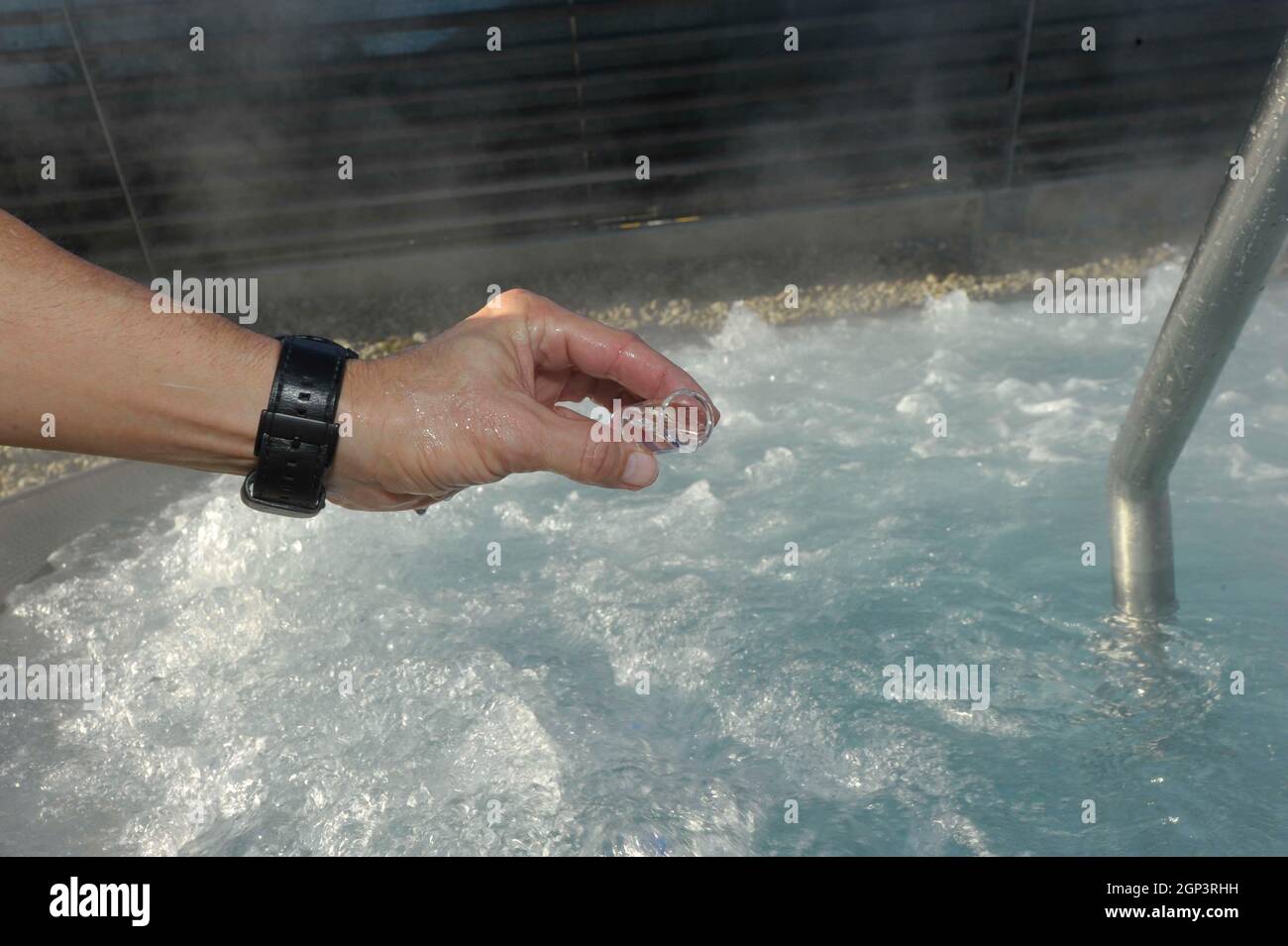 water quality test for swimming pools, hygienic measurement and quality