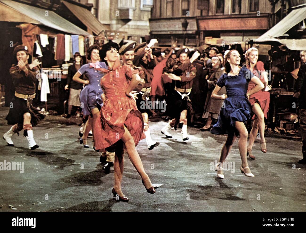 Bedknobs And Broomsticks 1971 Stock Photo Alamy