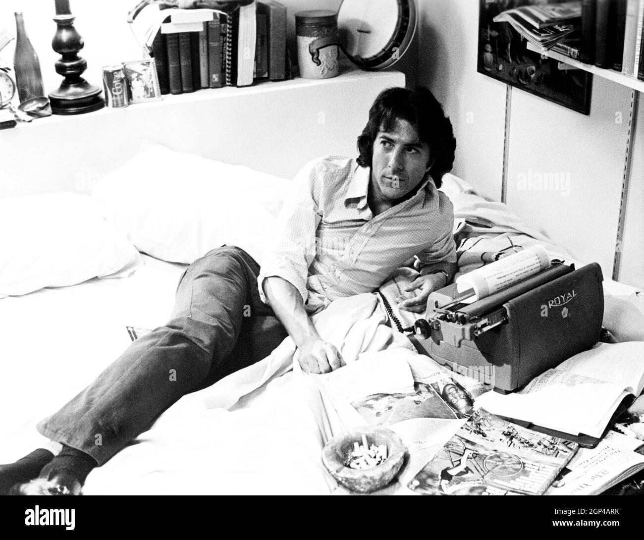 ALL THE PRESIDENT'S MEN, Dustin Hoffman, 1976. ©Warner Bros./courtesy