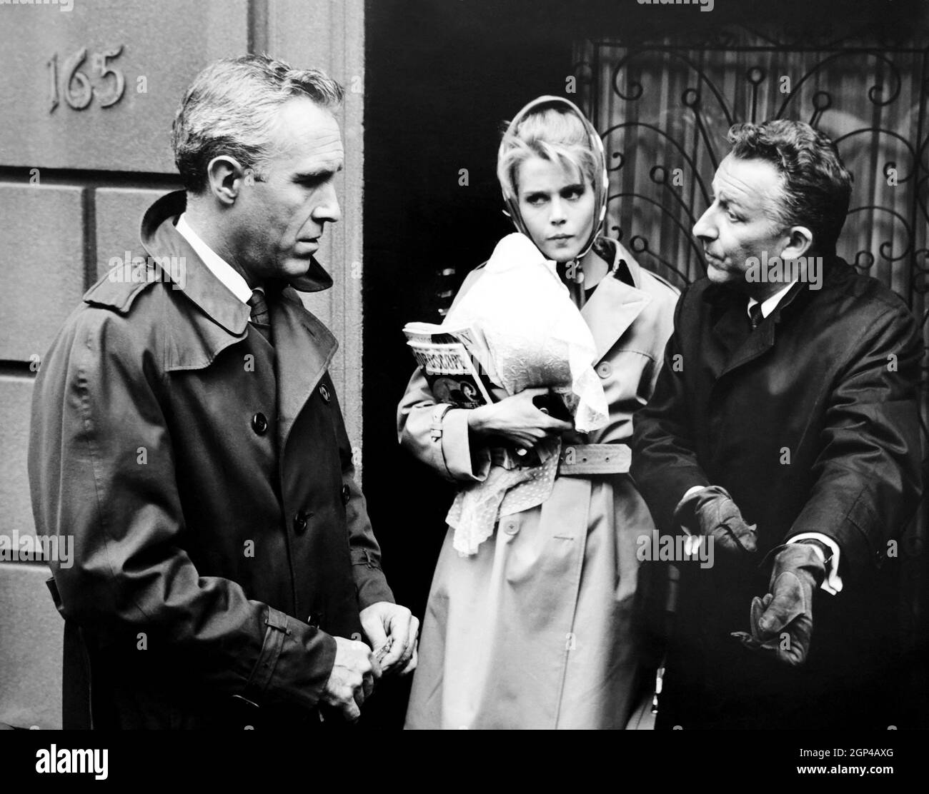 ANY WEDNESDAY, from left, Jason Robards, Jr., Jane Fonda, director ...