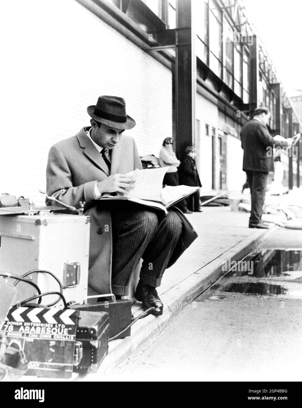ARABESQUE, director Stanley Donen, on-set, 1966 Stock Photo - Alamy