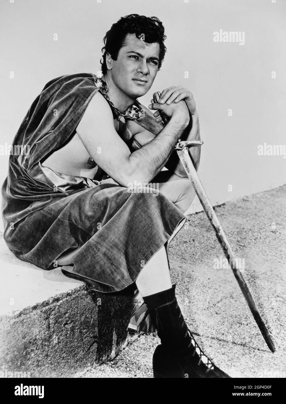 THE BLACK SHIELD OF FALWORTH, Tony Curtis, 1954 Stock Photo Alamy