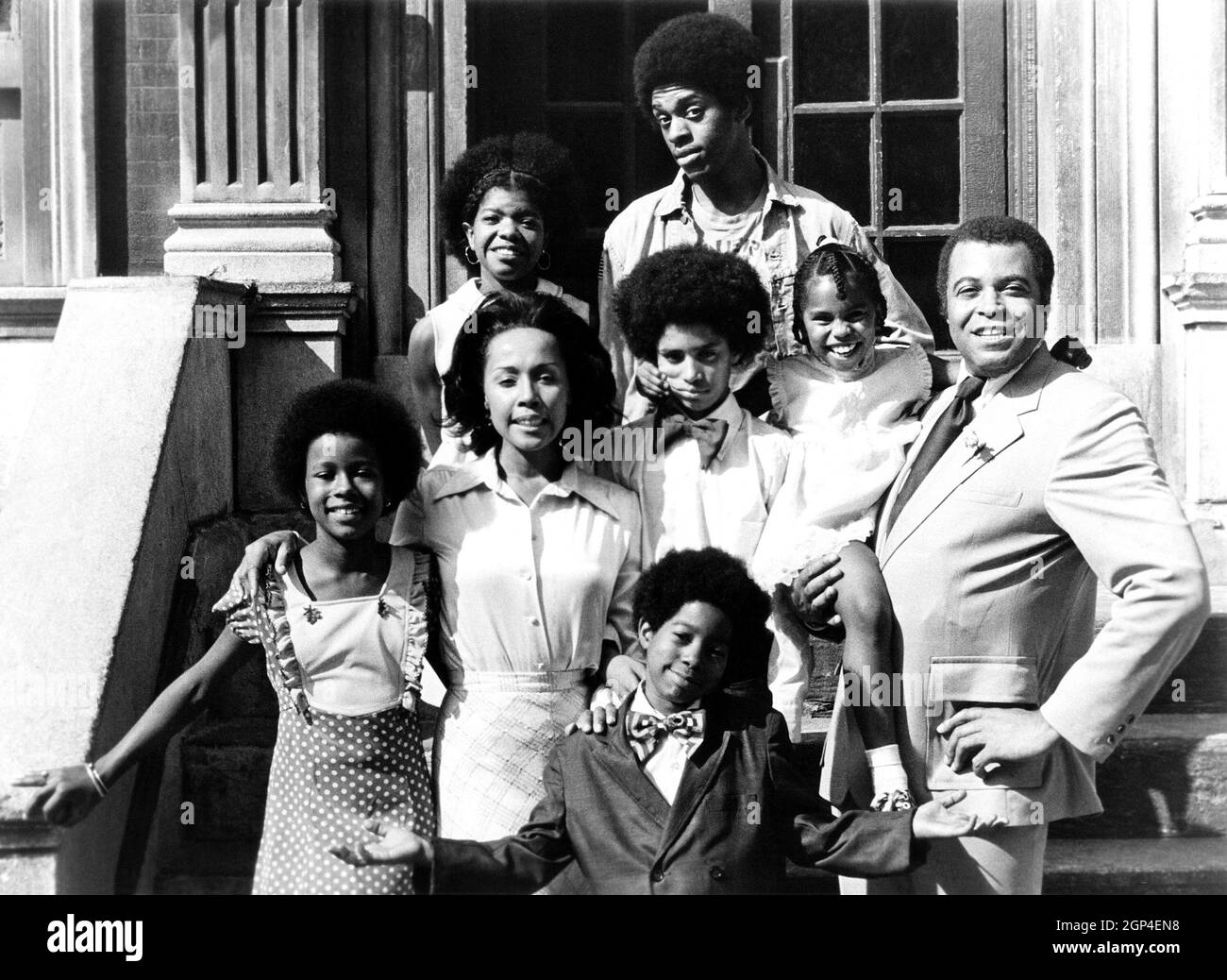 CLAUDINE,from left, Yvette Curtis, Diahann Carroll, Tamu Blackwell