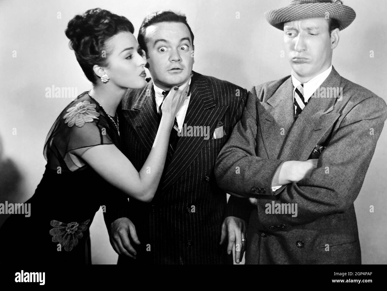 NEWS HOUNDS from left Christine McIntyre Leo Gorcey Huntz Hall