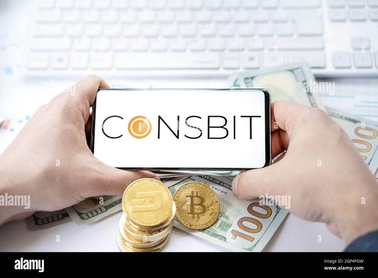 Page 19 Investment Pool High Resolution Stock Photography And Images Alamy