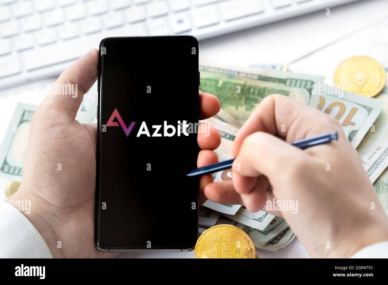 Azbit crypto exchange hi-res stock photography and images - Alamy