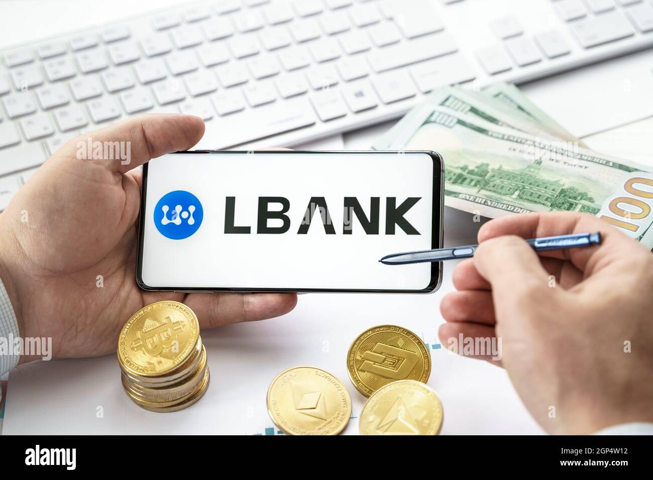 Russia Moscow 20.05.2021 LBank logo in mobile phone.Cryptocurrency  decentralized exchange DEX.Trading blockchain platform.Swap,buy,sell crypto  token,d Stock Photo - Alamy