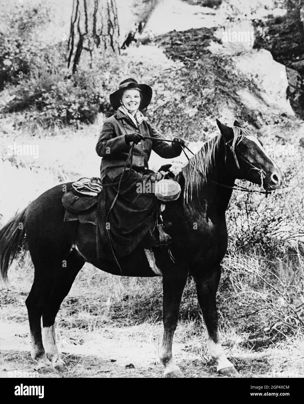 ROOSTER COGBURN, Katharine Hepburn, 1975 Stock Photo Alamy