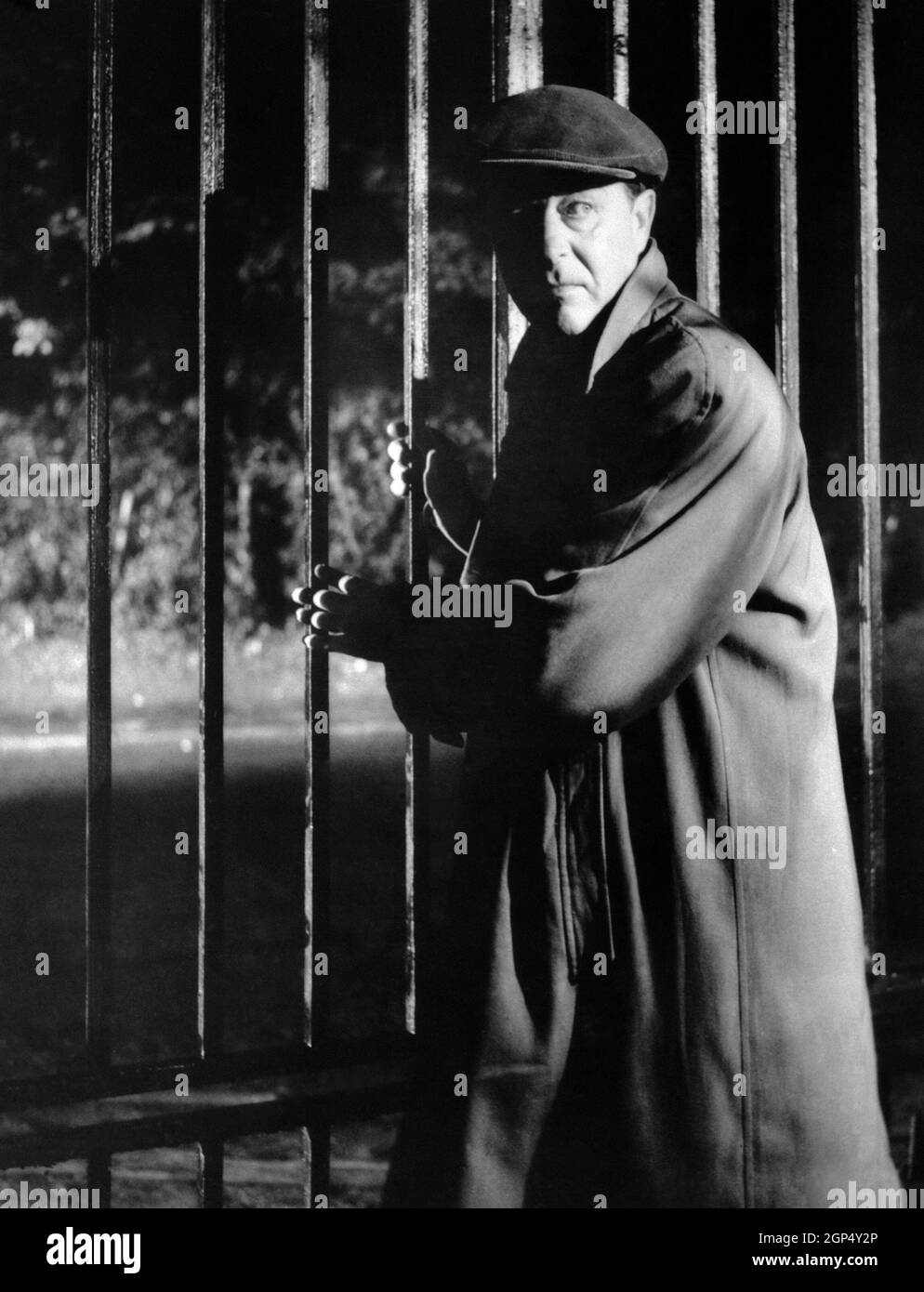 THE SAFECRACKER, Ray Milland, 1958 Stock Photo - Alamy