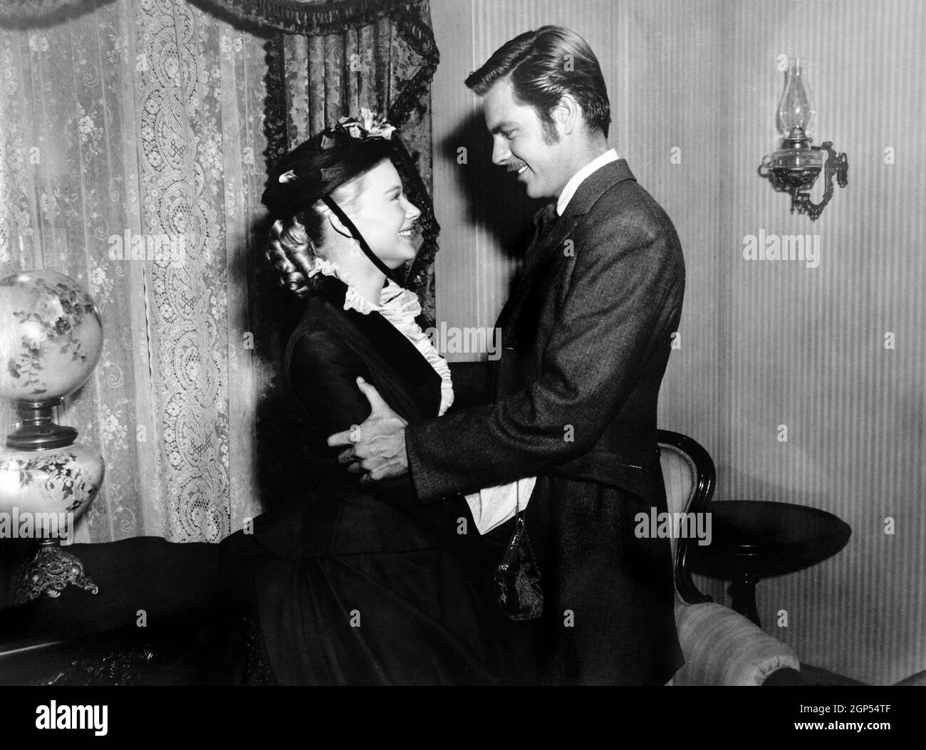 THE TRUE STORY OF JESSE JAMES, from left, Hope Lange, Robert Wagner ...