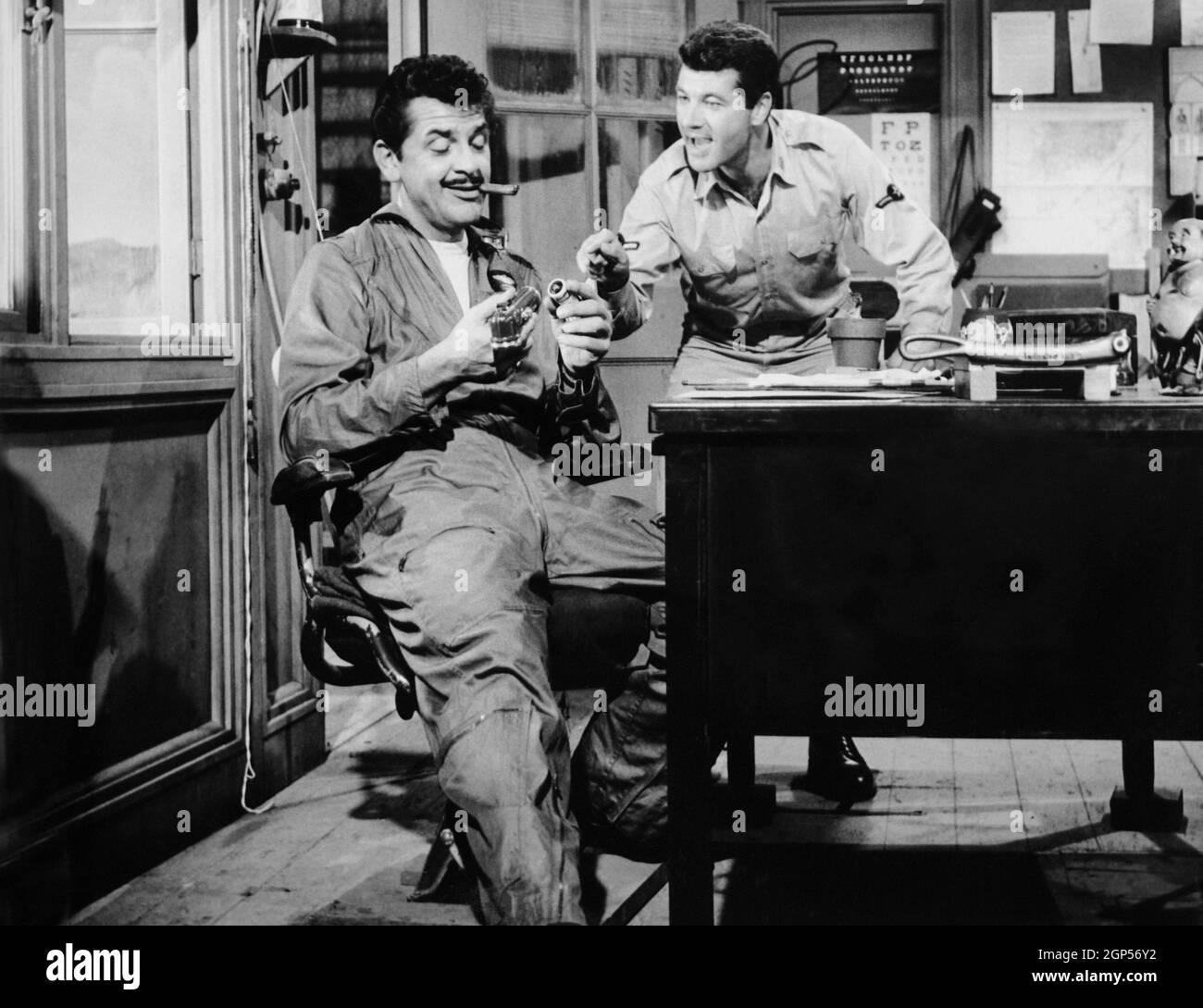 WAKE ME WHEN IT'S OVER, from left Ernie Kovacs, Dick shawn, 1960, TM