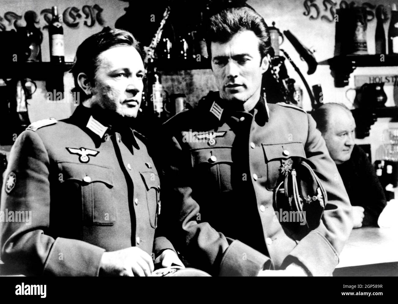 WHERE EAGLES DARE, from left, Richard Burton, Clint Eastwood, 1968 Stock  Photo - Alamy