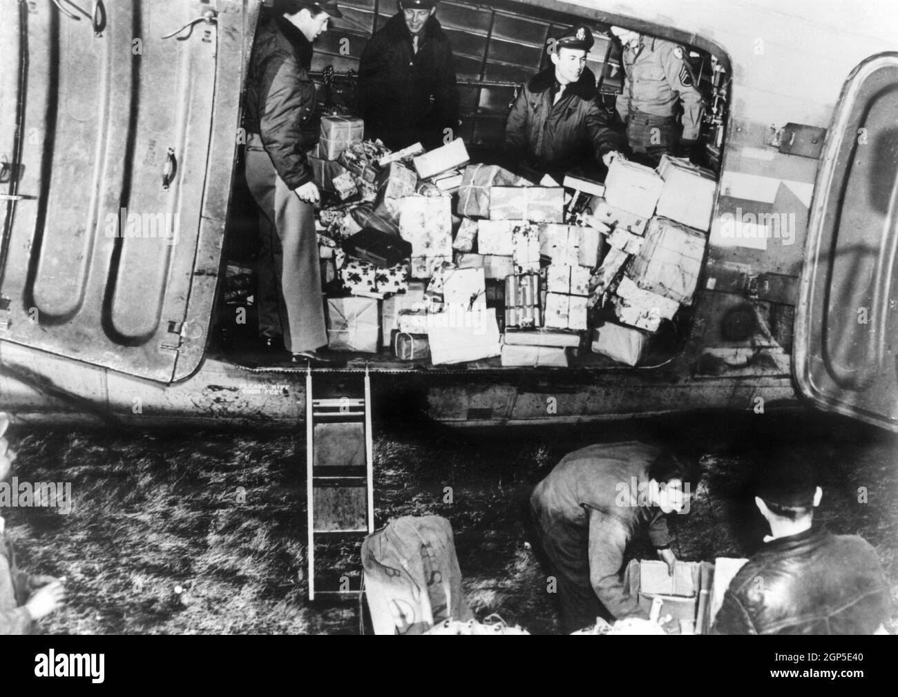 A planeload of Christmas presents from the USA reaches its destination