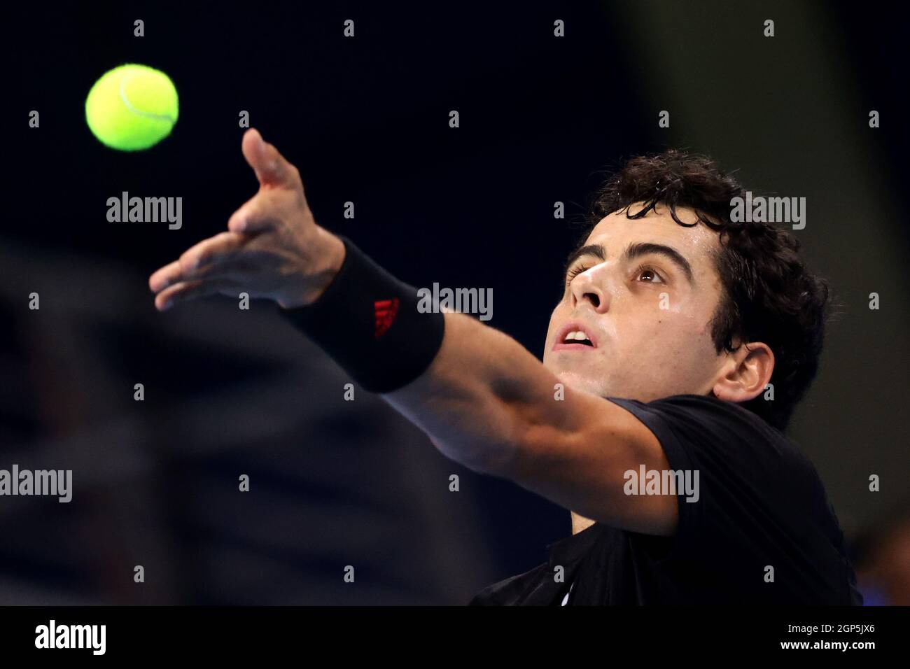 Sofia, Bulgaria. 28th Sep, 2021. Spain's Jaume Munar serves against USA's Marcos Giron during the ATP 250 Sofia Open. Credit: Pluto/Alamy Live News Stock Photo