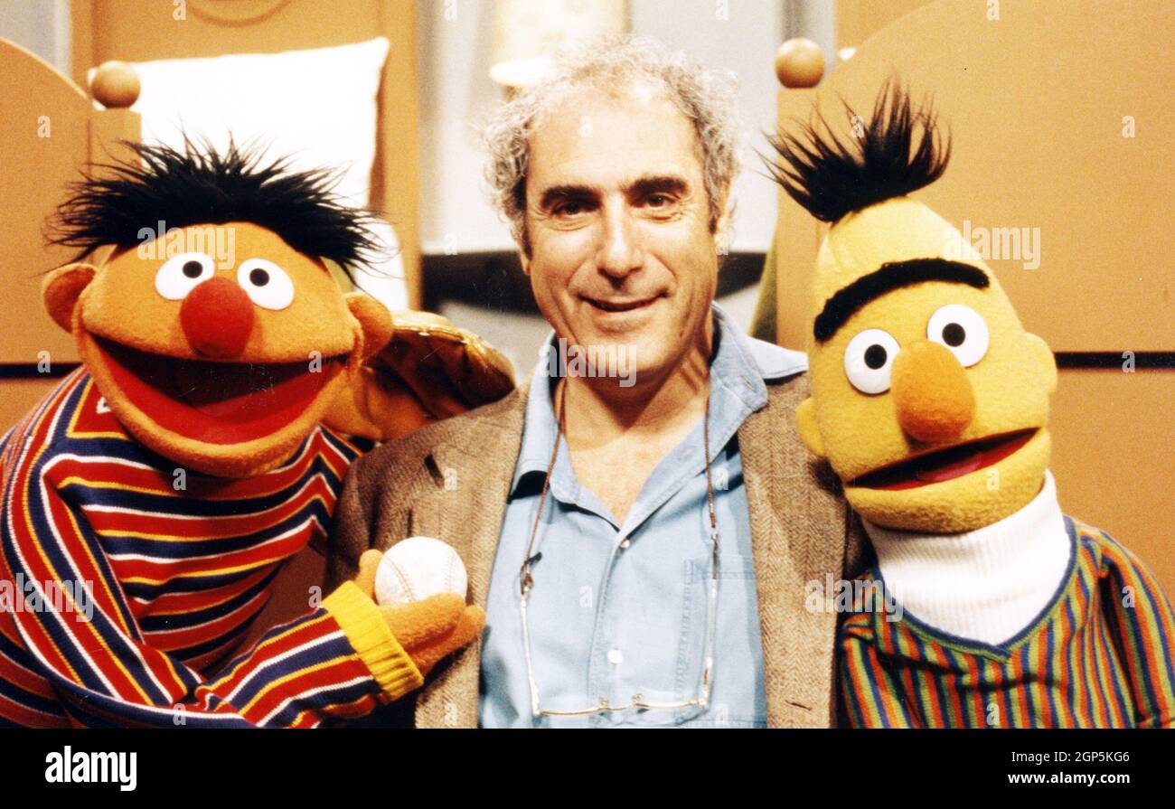 SESAME STREET, from left: Ernie, Jeff Moss, Bert, 1988, (1969-).  /© PBS / Courtesy Everett Collection Stock Photo