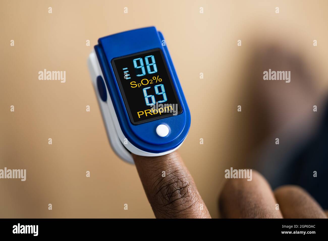 African american pulse oximeter hires stock photography and images Alamy