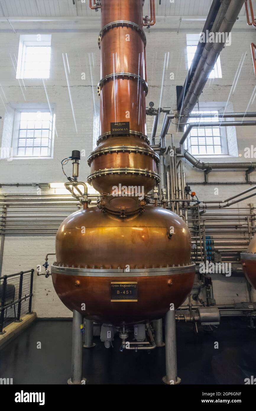 England, Hampshire, Laverton, Bombay Sapphire Gin Distillery, The Historical Copper Stills Stock Photo